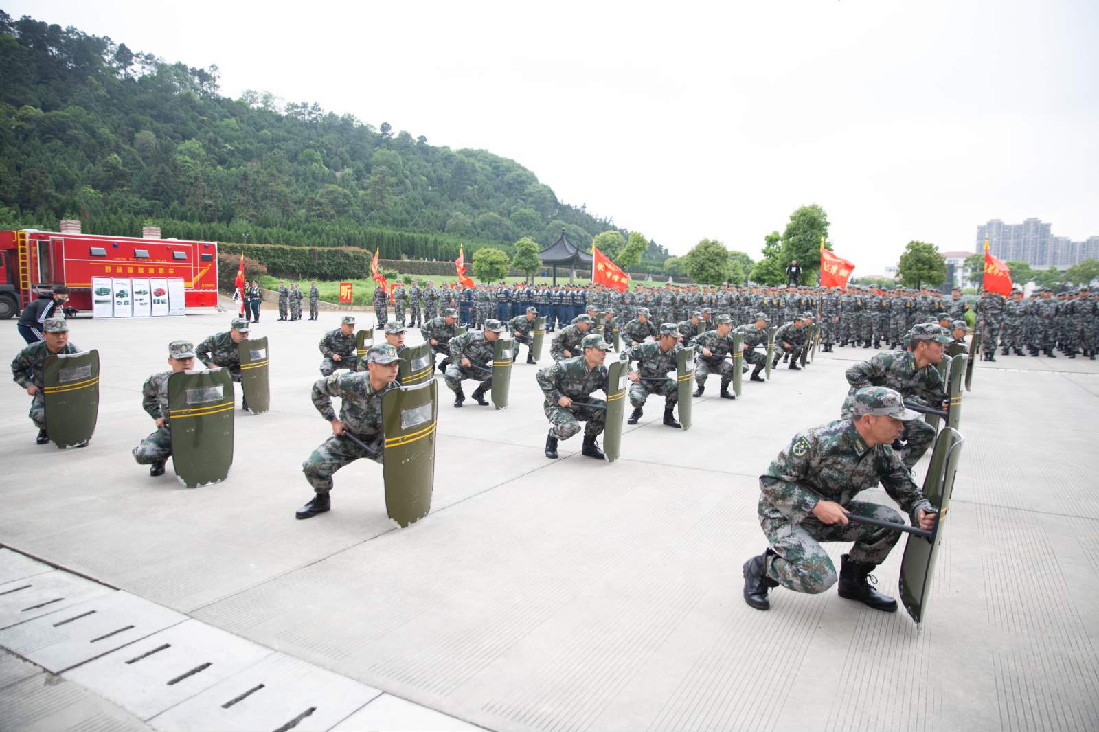 保安公司培訓(xùn)中心積極參加蘇州民兵應(yīng)急營成立大會(huì).jpg