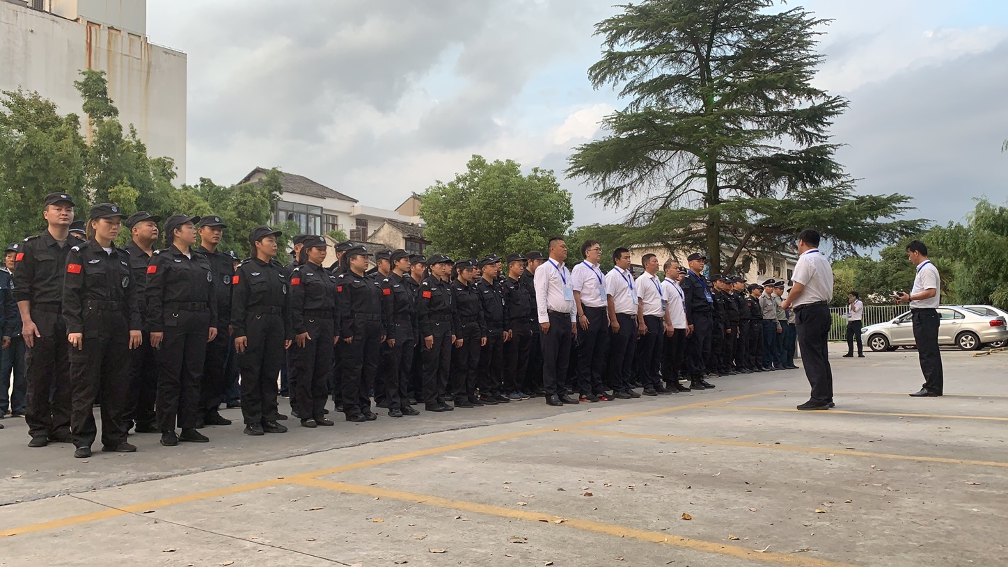 安保公司全力護(hù)航2020海峽兩岸(昆山)中秋燈會(huì) (2).jpg