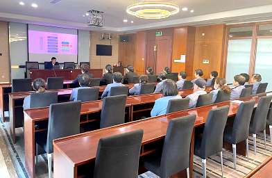 安保公司昆通物業(yè)開展”垃圾分類 從我做起“主題培訓.png