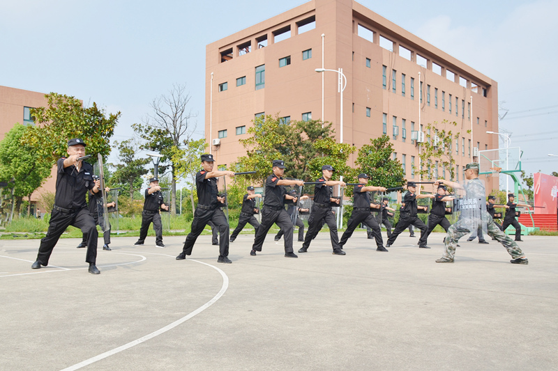 保安公司培訓(xùn)中心開(kāi)展校園保安員服務(wù)提升集訓(xùn)工作_副本.jpg